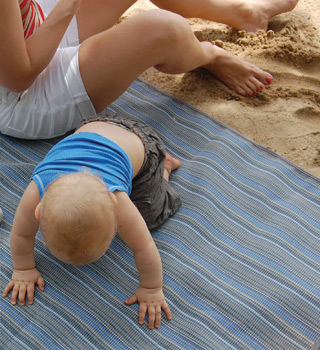 serviette plage bébé