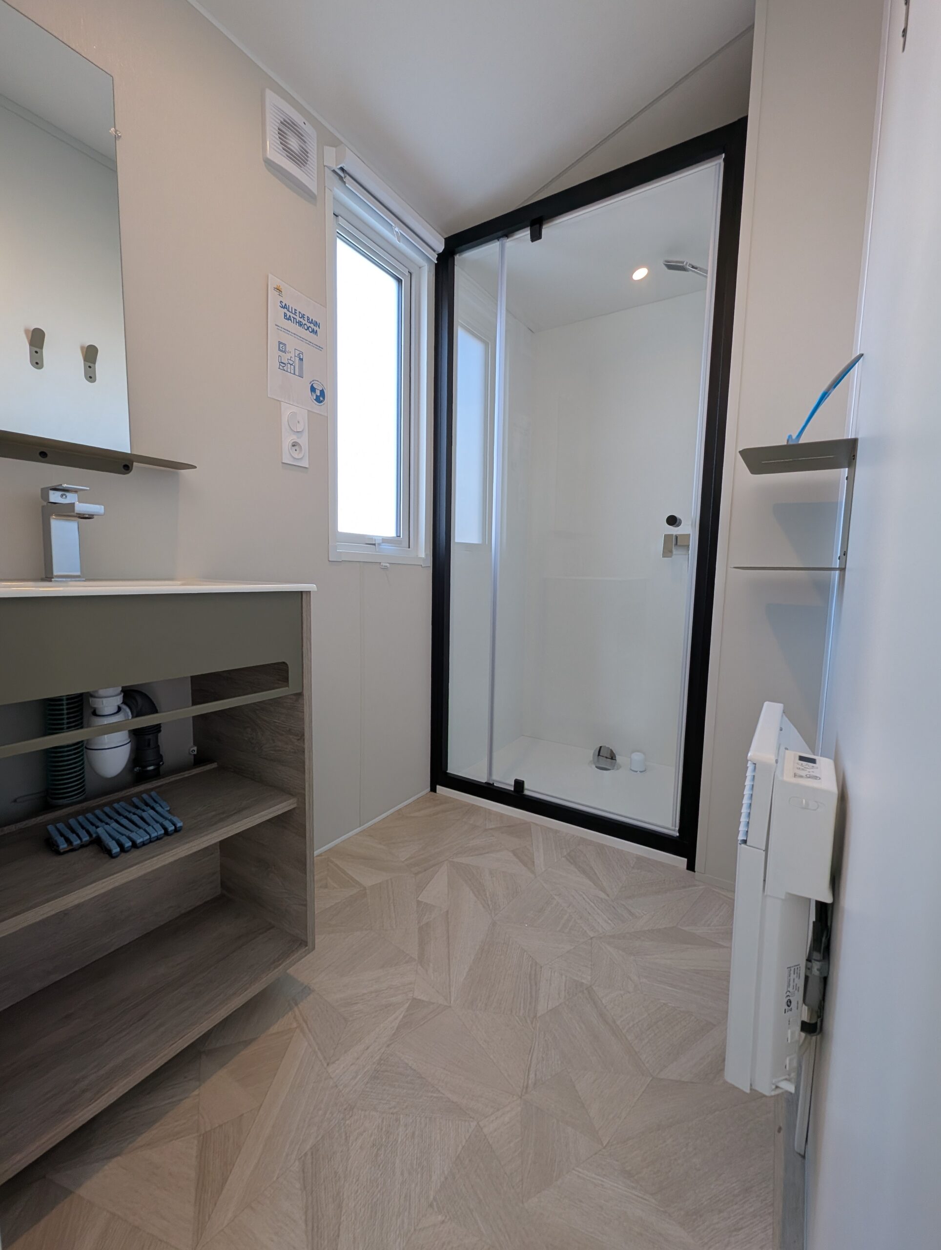 salle de bain mobil-home camping Omaha Beach